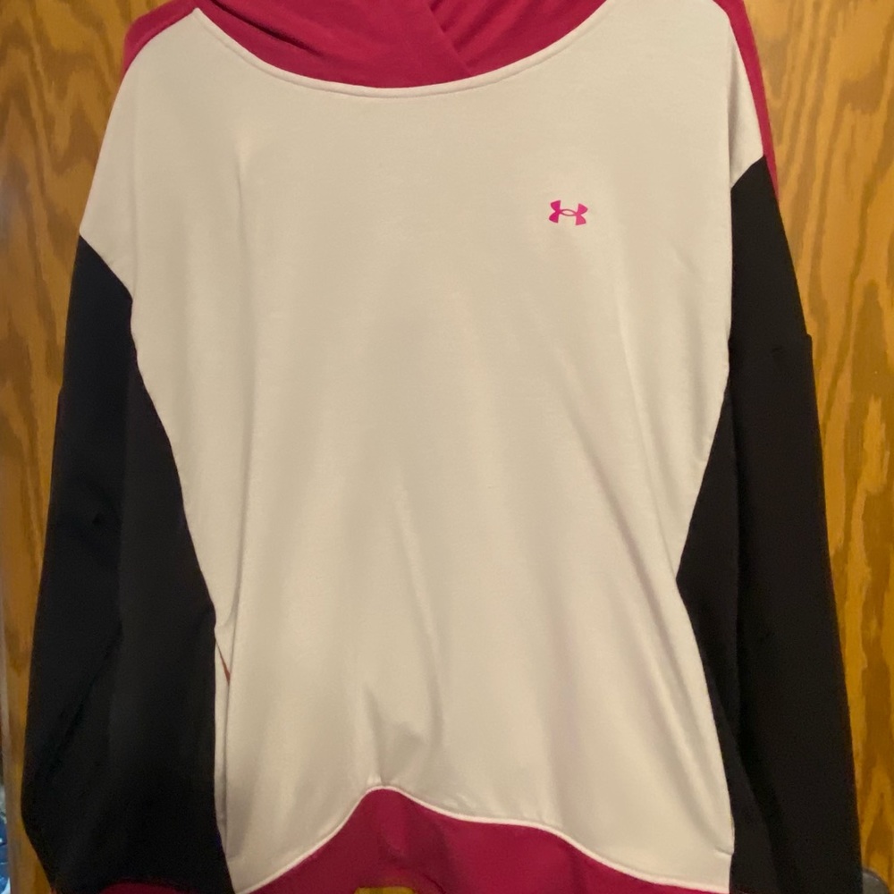 Under Armour women’s long sleeve